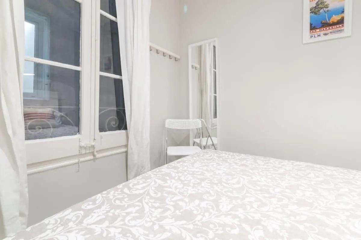 Amat Apartment Barcelona 0*,  Spain